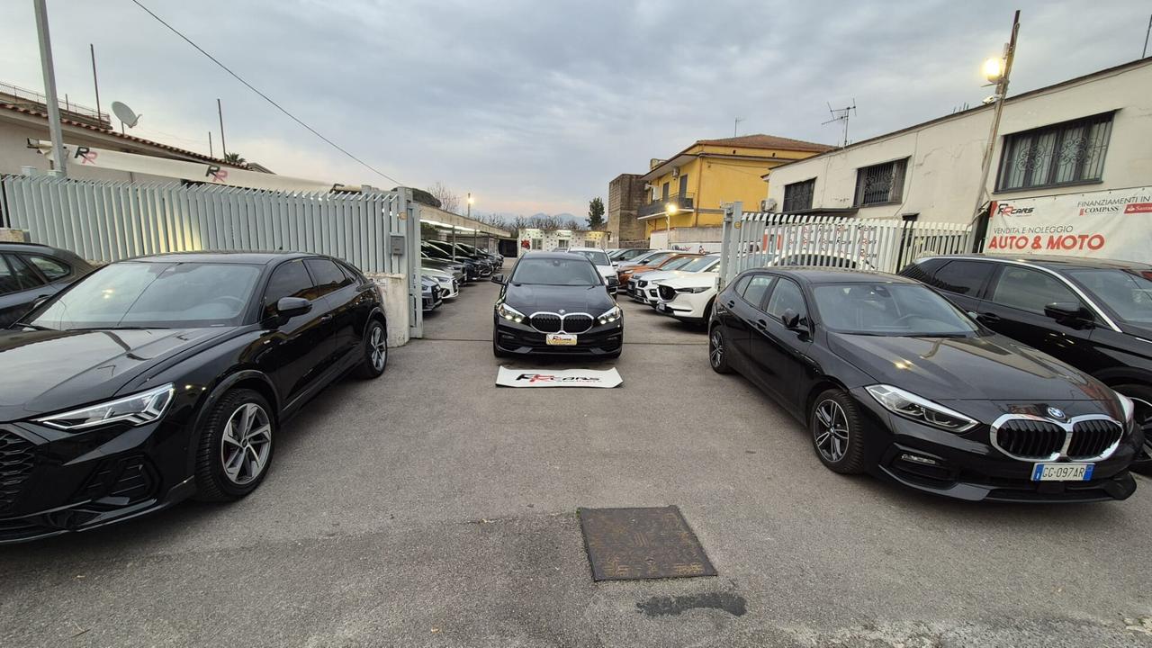 Bmw 116 116d 5p. Advantage