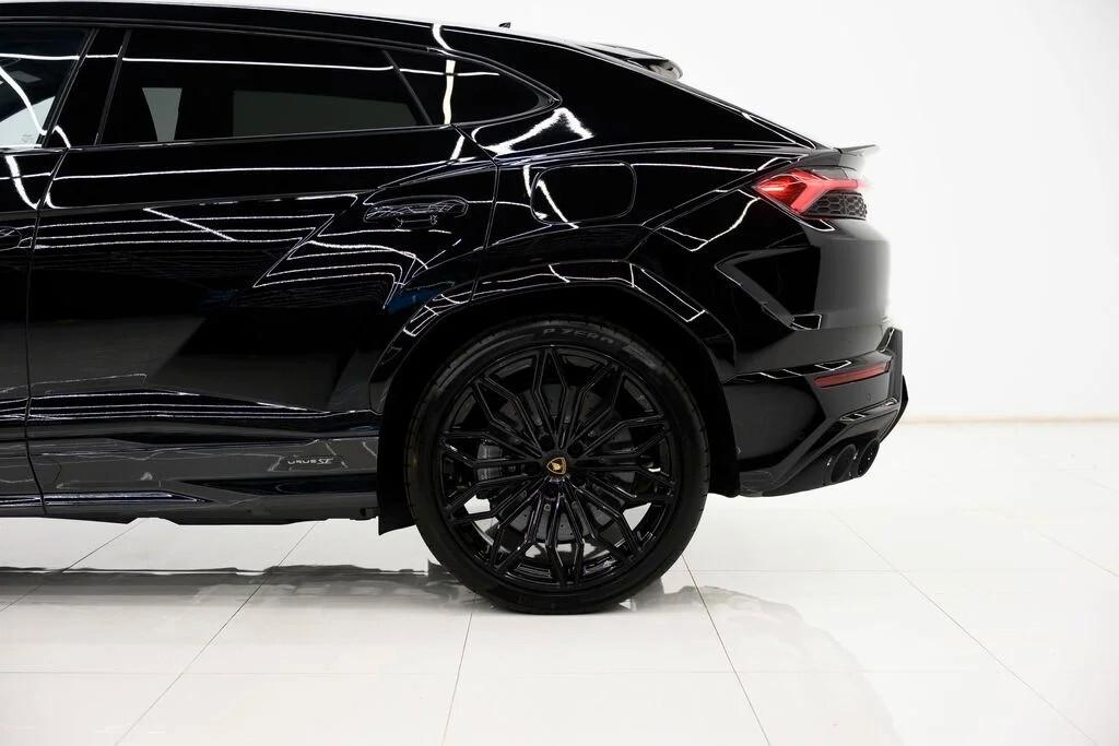 Lamborghini Urus 4.0 SE NOLEGGIO LUNGO TERMINE - LEASING FULL INCLUSIVE
