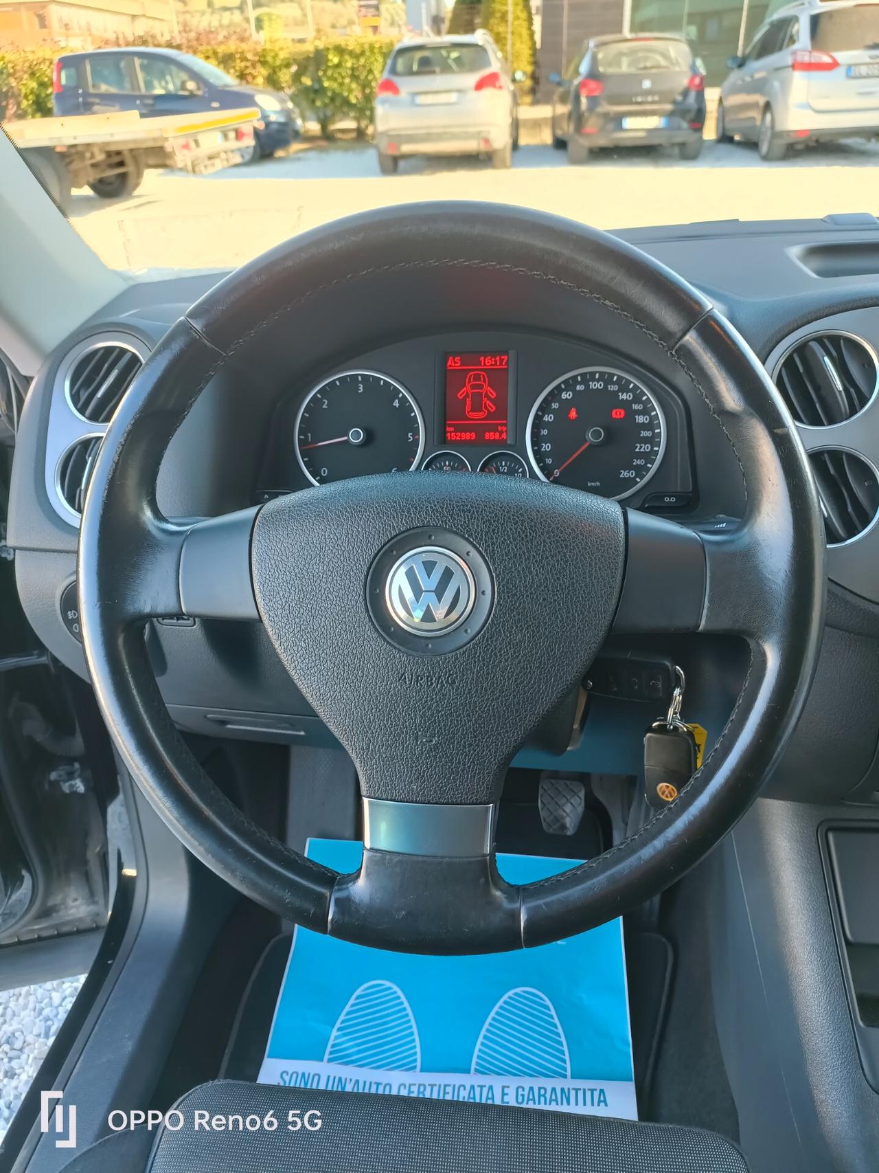Volkswagen Tiguan 2.0 16V TDI DPF Sport & Style (18°)