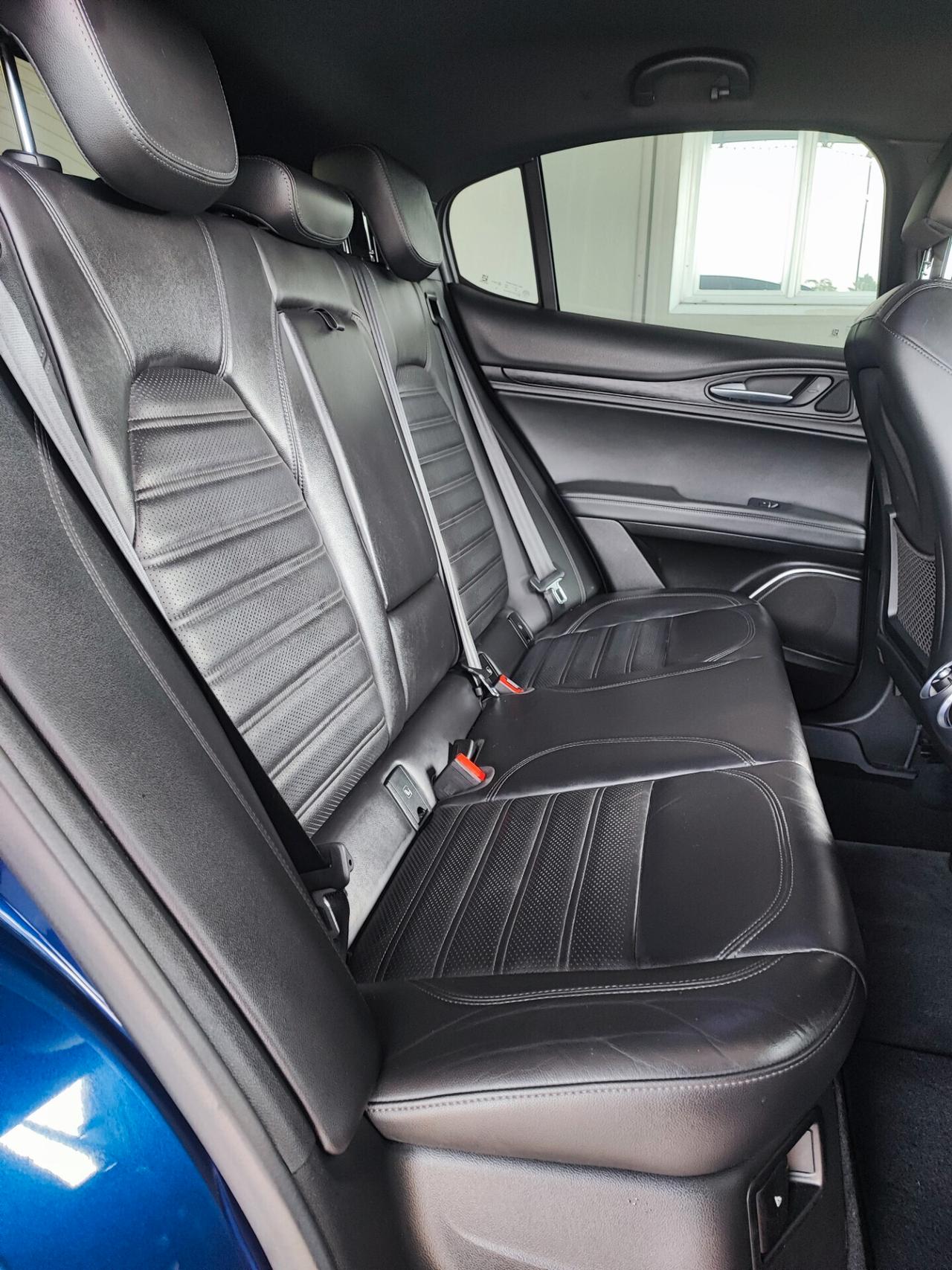 Alfa Romeo Stelvio 2.2 Turbodiesel 210 CV AT8 Q4 Super