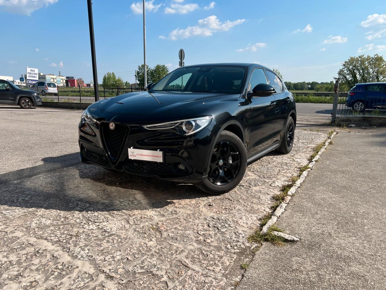 Alfa Romeo Stelvio 2.2 Turbodiesel 190 CV AT8 Q4 Total Black