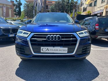 Audi Q5 35 TDI quattro S tronic Business