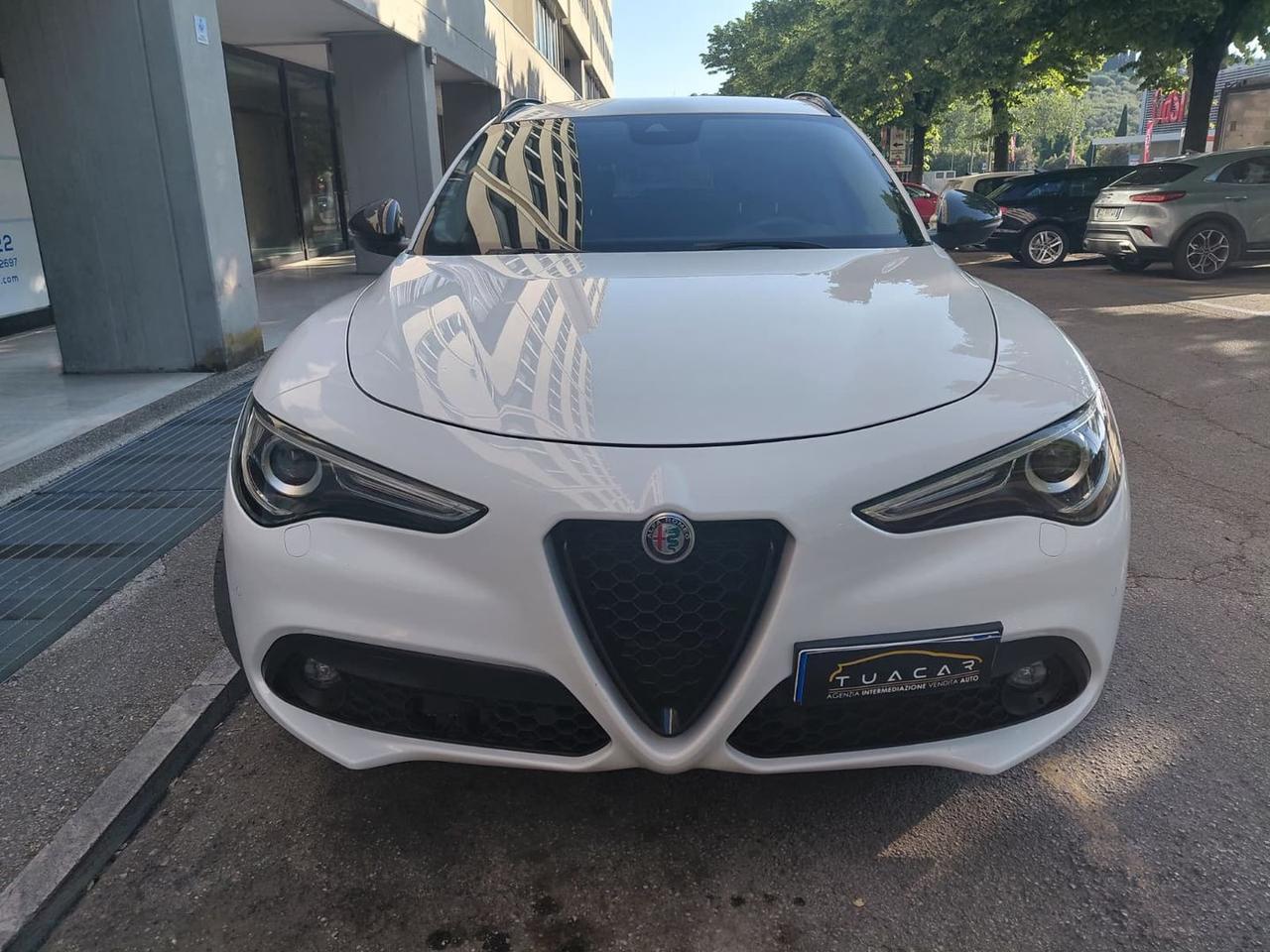 Alfa Romeo Stelvio Executive 2.2 #11109