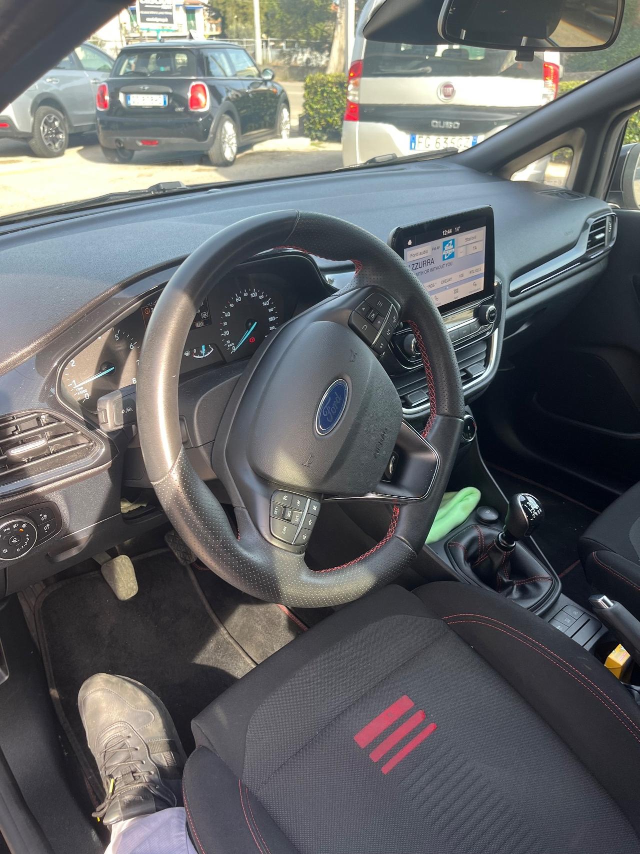 Ford Fiesta 1.0 Ecoboost Hybrid 125 CV 5 porte ST-Line