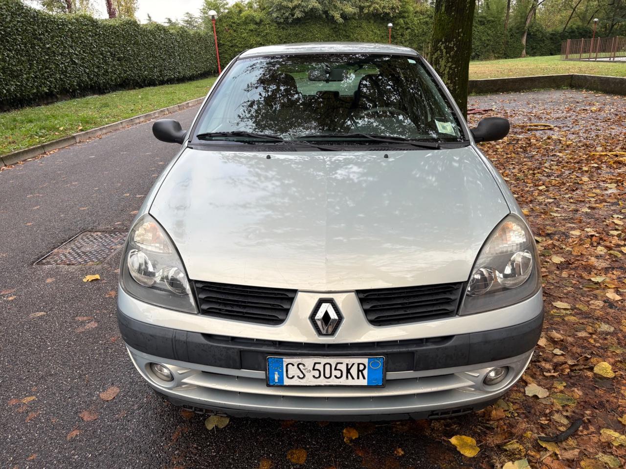 Renault Clio 1.2 cat 5 porte Confort Authentique