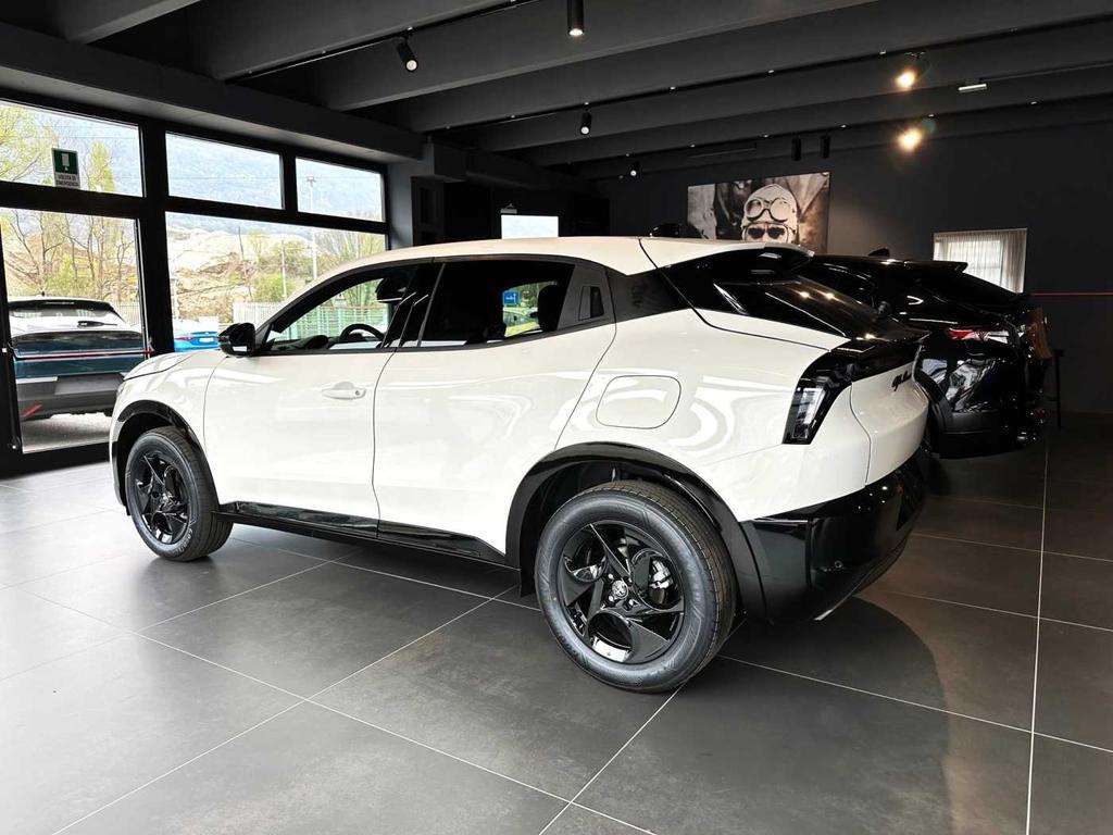 Alfa Romeo Junior 1.2 ibrida 136cv edct6