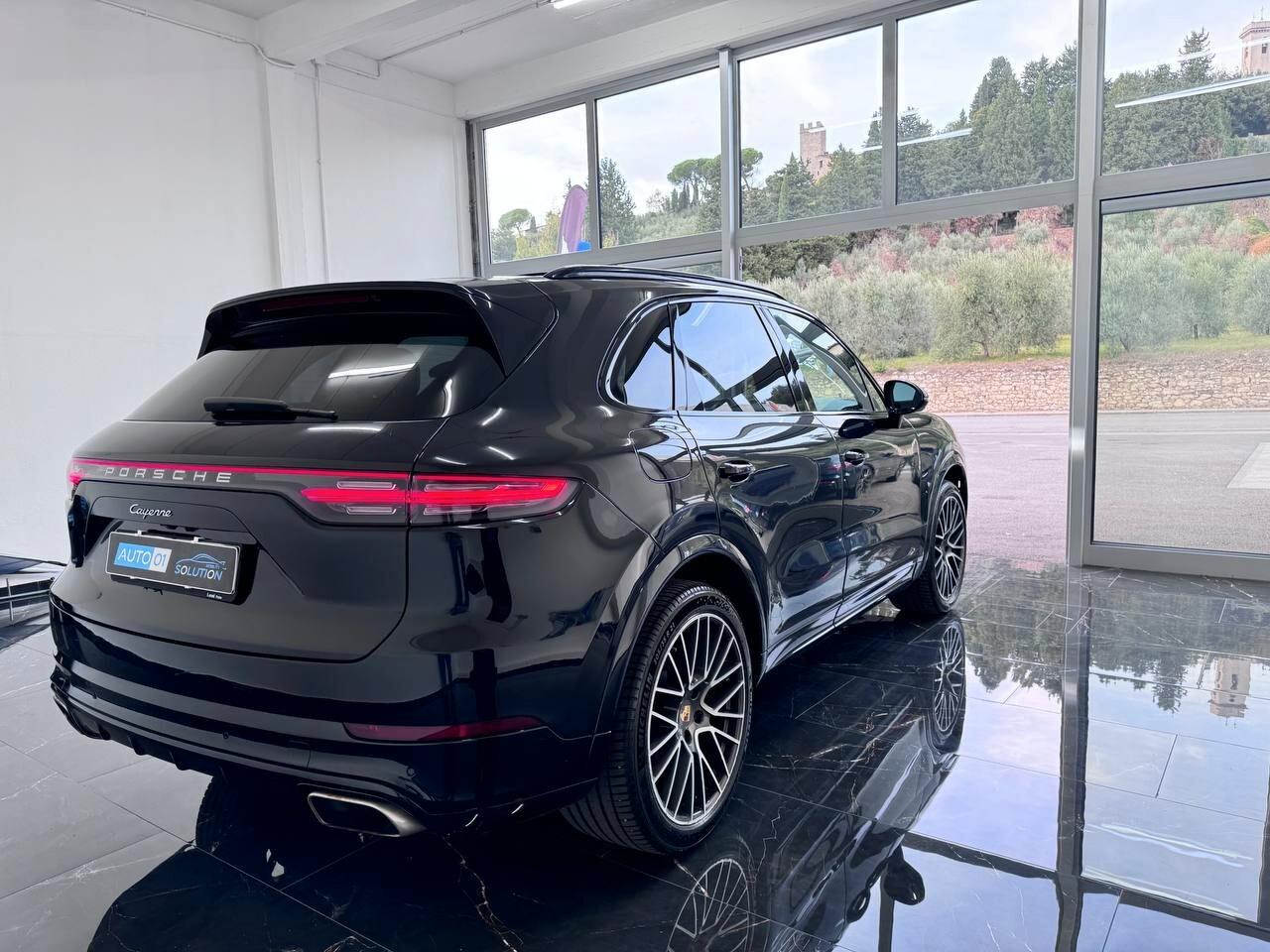 Porsche Cayenne 3.0 V6