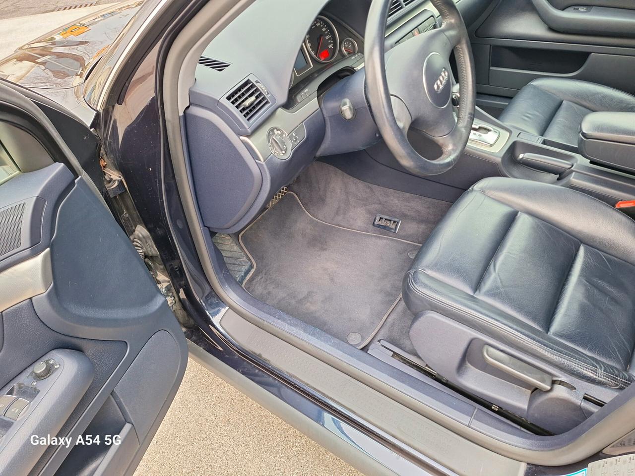 Audi A4 3.0 V6 30V cat Avant