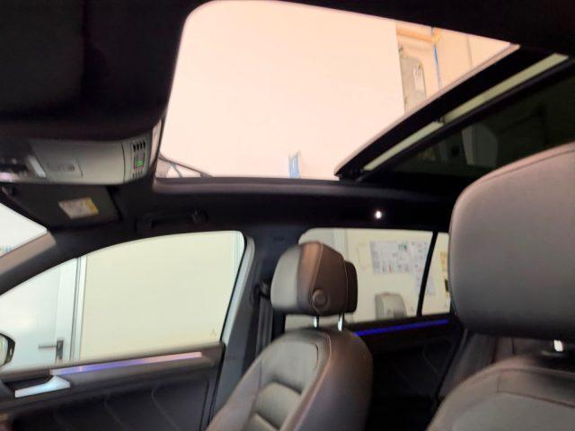 VOLKSWAGEN Tiguan 2.0 TDI DSG 4MOTION R-Line //TETTO//PELLE/LED