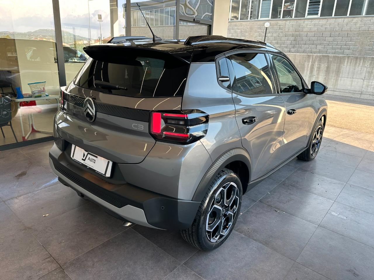 Citroen C3 1.2 hybrid Max 110cv edcs6