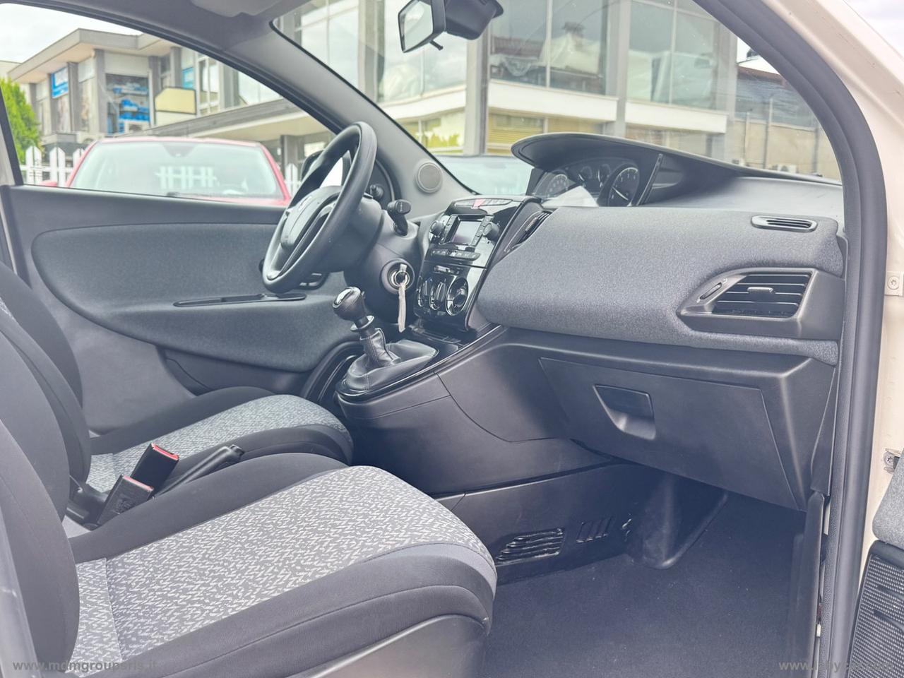 LANCIA Ypsilon 1.0 FireFly 5p.S&S Hyb. Eco Gold OK NEOPATENTATI