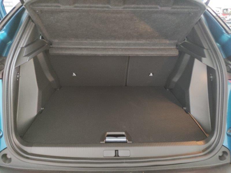 PEUGEOT 2008 2ª serie - 2008 Hybrid 145 e-DCS6 Allure