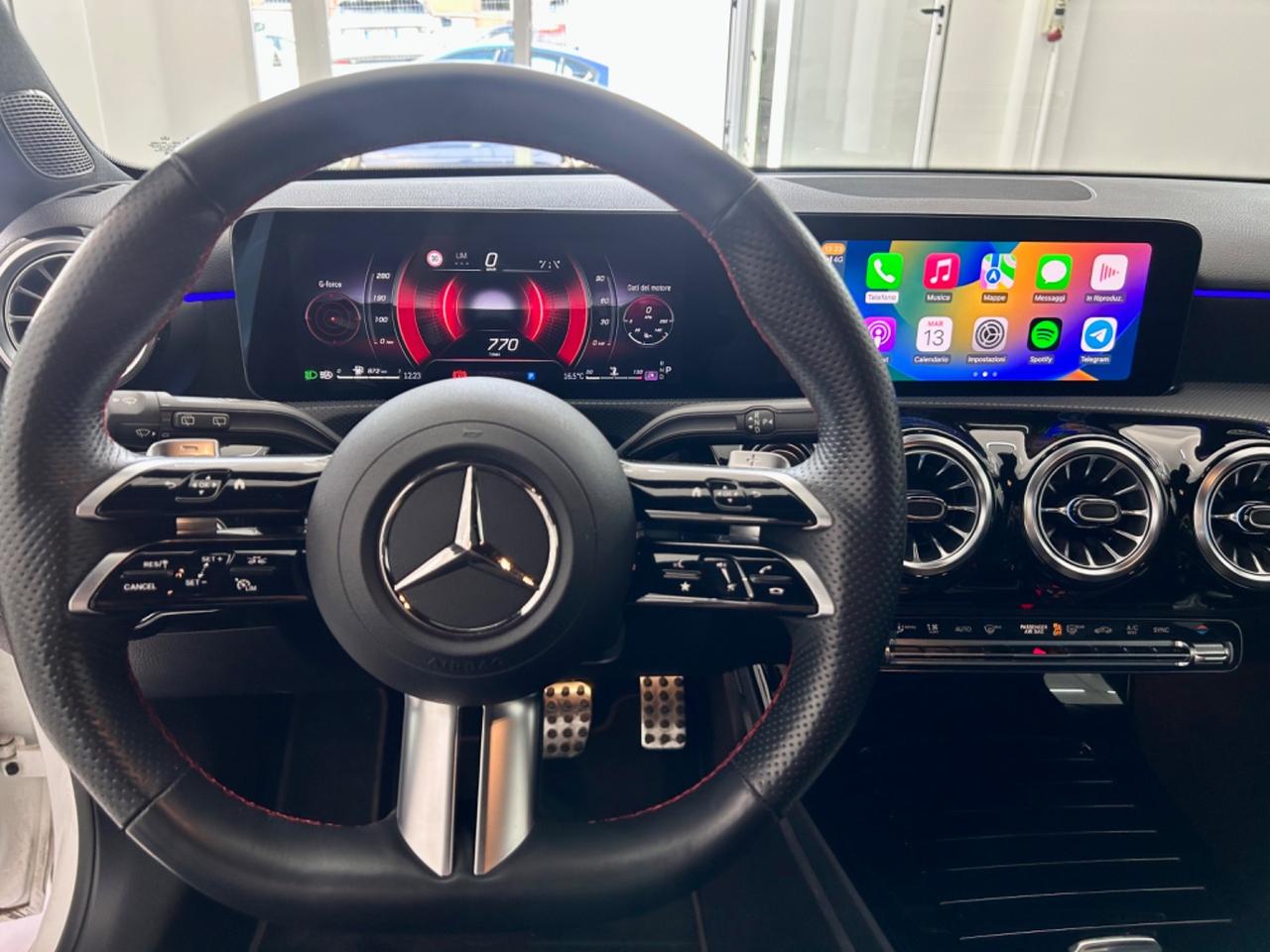 Mercedes CLASSE A AMG Line Premium Finanziabile