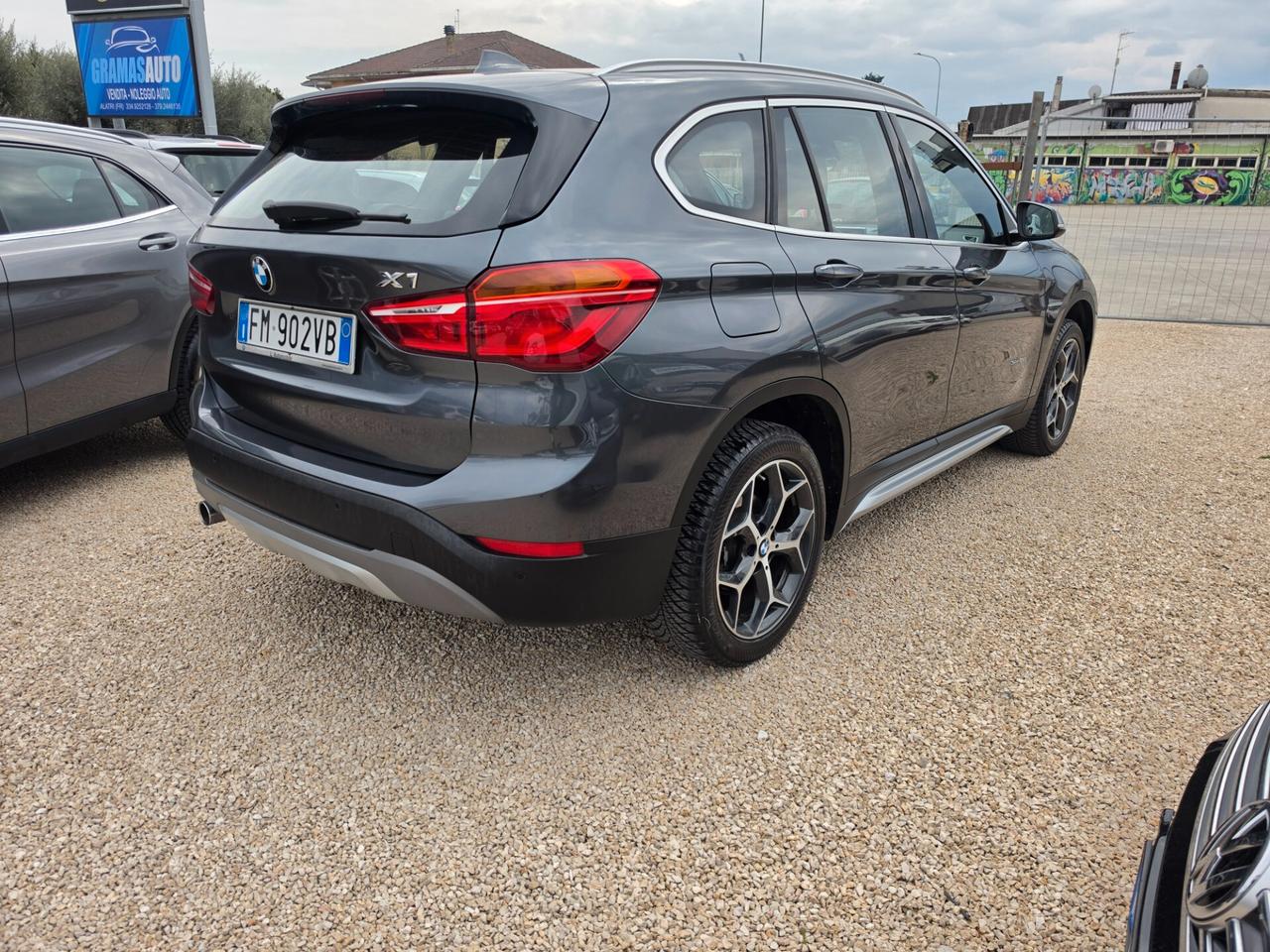 Bmw X1 sDrive18d xLine automatico garanzia