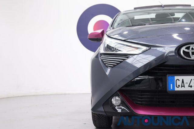 TOYOTA Aygo CONNECT 1.0 VVT-I 72 CV 5 PORTE X-WAVE CABRIO