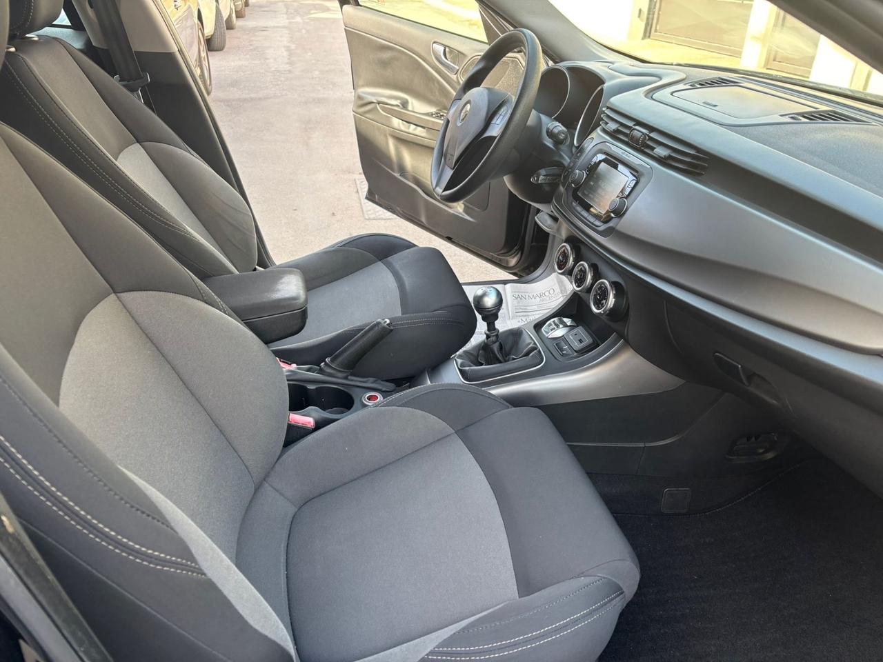 Alfa Romeo Giulietta 1.6 JTDm-2 120 CV Exclusive