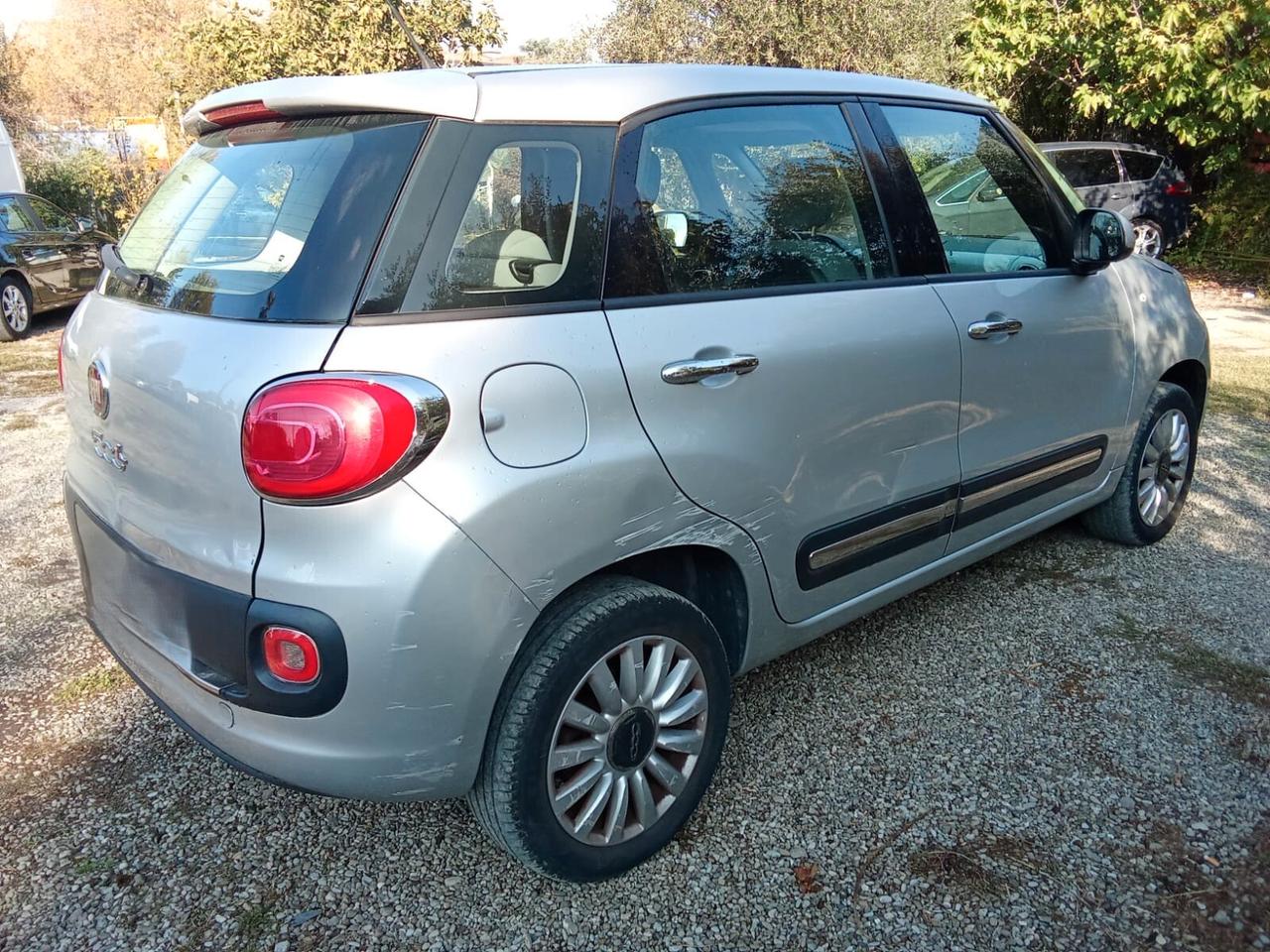 Fiat 500L ----