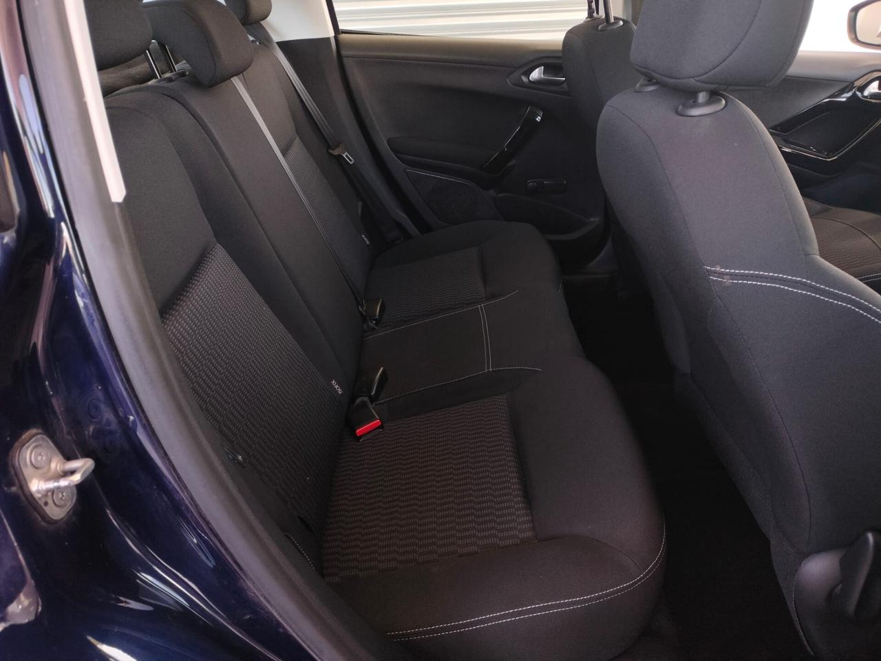 Peugeot 208 PureTech 1.2 5 porte Active