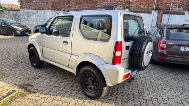 SUZUKI Jimny 1.3i 16V cat 4WD JX