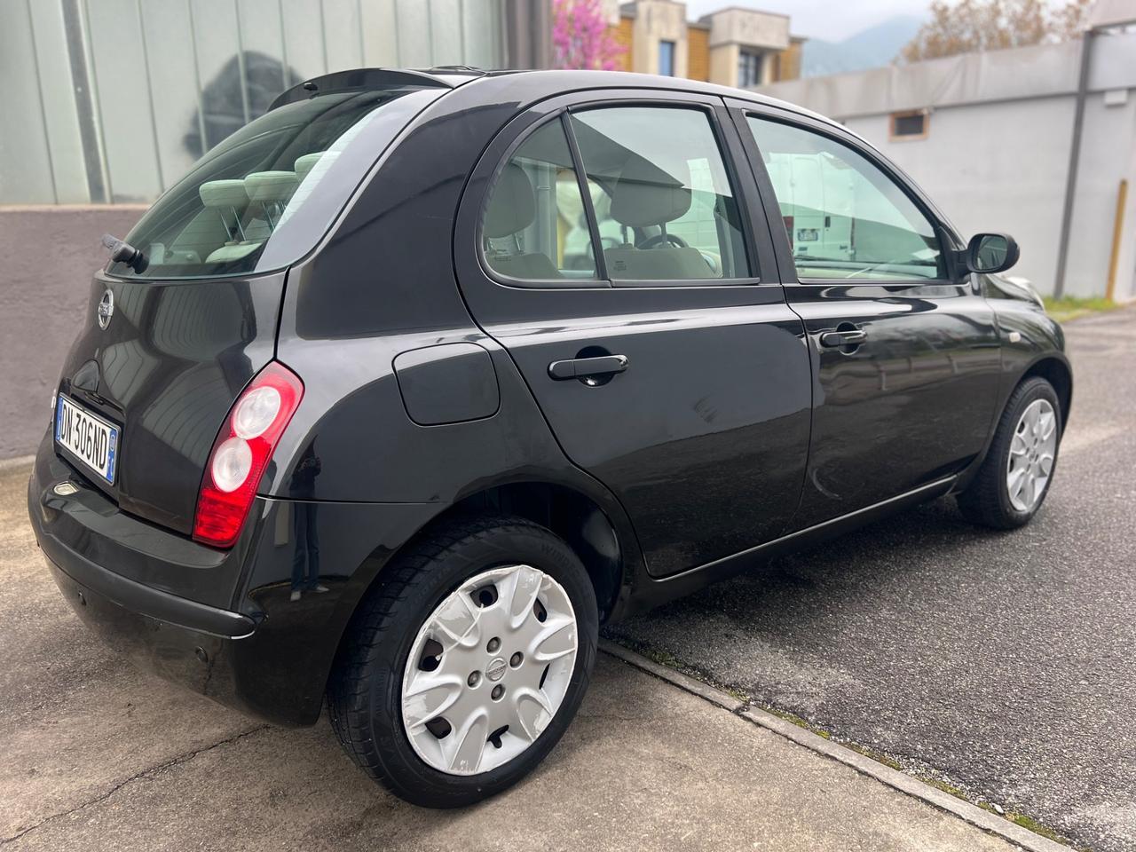 Nissan Micra 1.2 BENZ - ADATTA A NEOPATENTATI