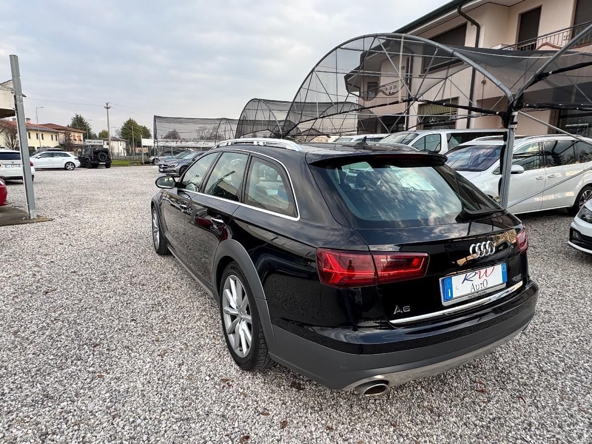 AUDI - A6 Allroad - 3.0 TDI 218CV S tr. Bus. Plus
