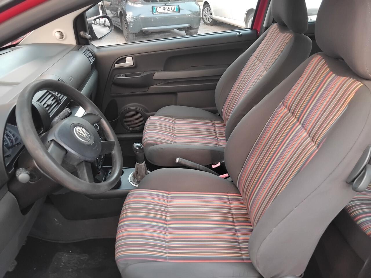 VOLSKWAGEN FOX PERFETTA PER NEOPATENTATI