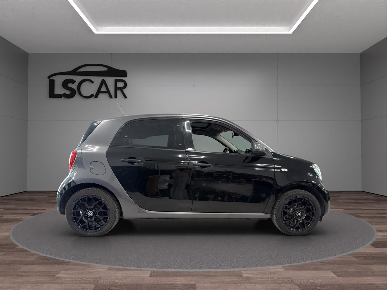 Smart forfour 0.9t Passion 90cv - Unipro - Promo FInanziamento- Schermo touch - Tetto panoramico