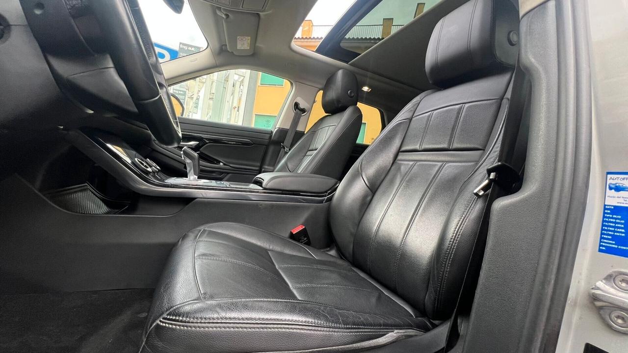 Land Rover Range Evoque 2.0D 150 CV AWD Auto SE TETTO APRIBILE
