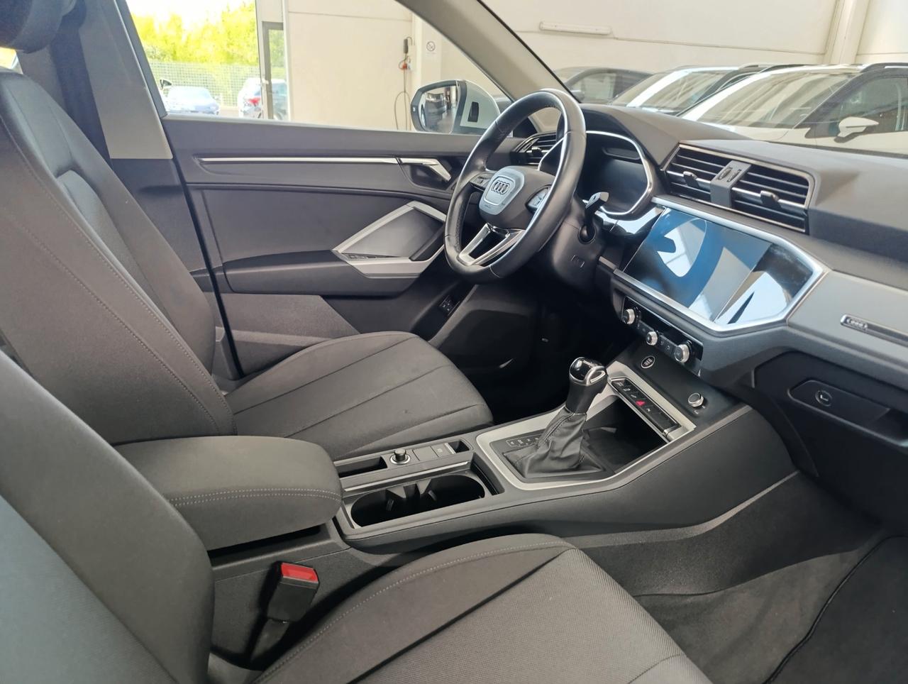 Audi Q3 Sportback 45 1.4 tfsi e Business Plus s-tronic