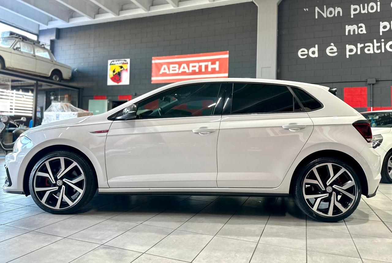 Volkswagen Polo 2.0 TSI DSG GTI BlueMotion Technology