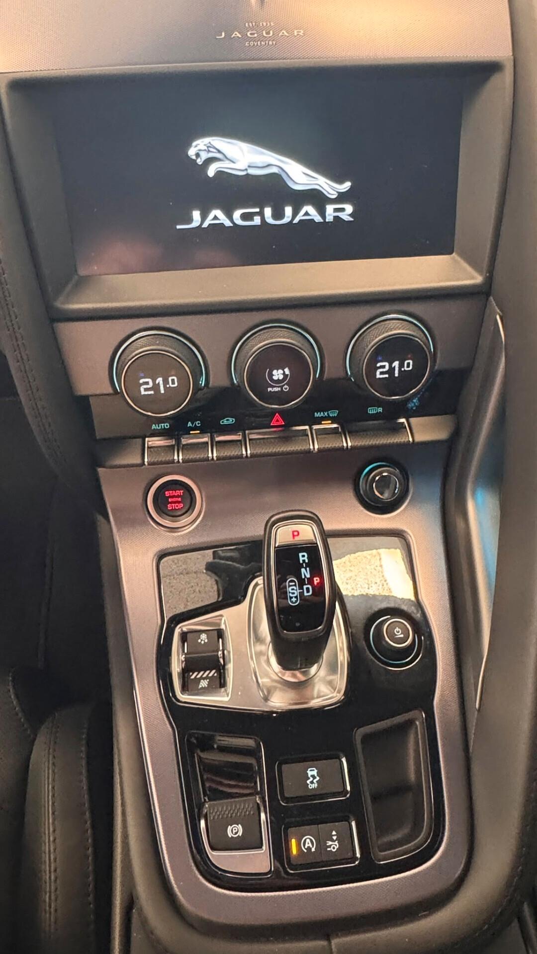 Jaguar F-Type 2.0 aut. Coupé R-Dynamic Black
