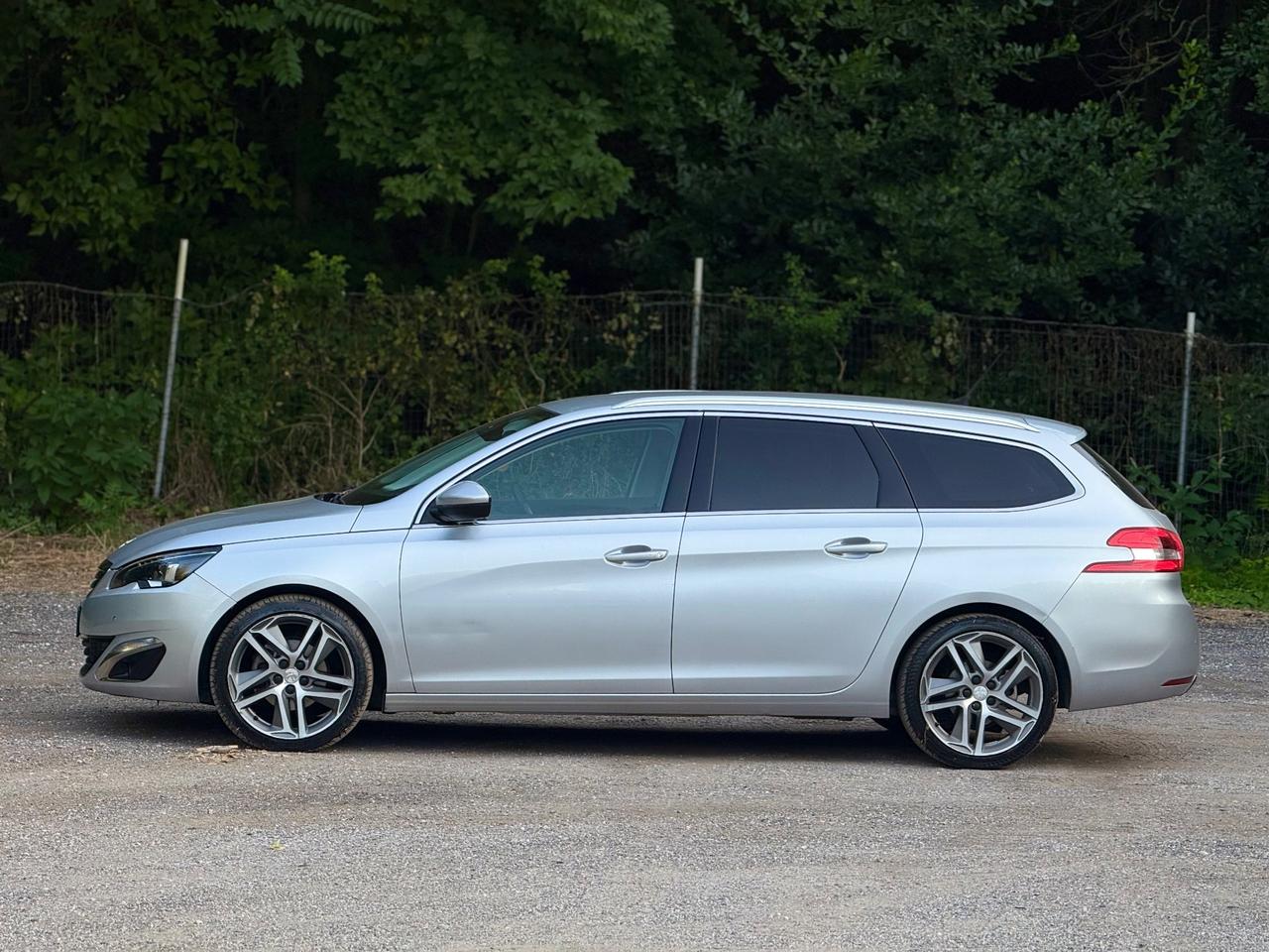 Peugeot 308 PureTech Turbo 130 S&S SW GT Line