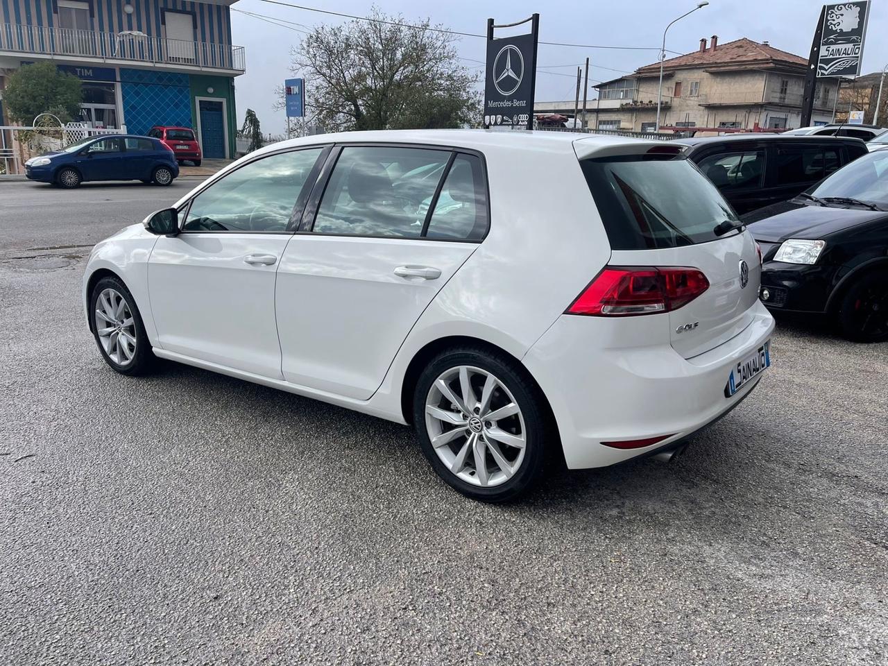 Volkswagen Golf 2.0 TDI 5p. 4MOTION Highline BlueMotion Tech.