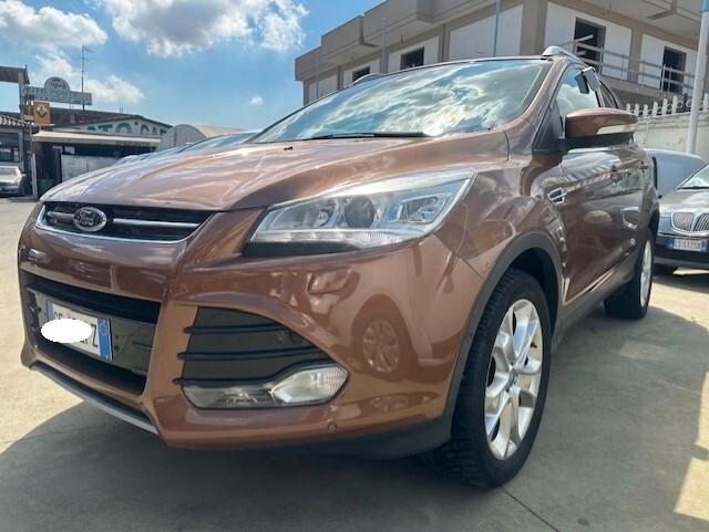 FORD KUGA X-LINE AUTOMATICO TETTO PANORAMICO , INT. IN PELLE... FULL..