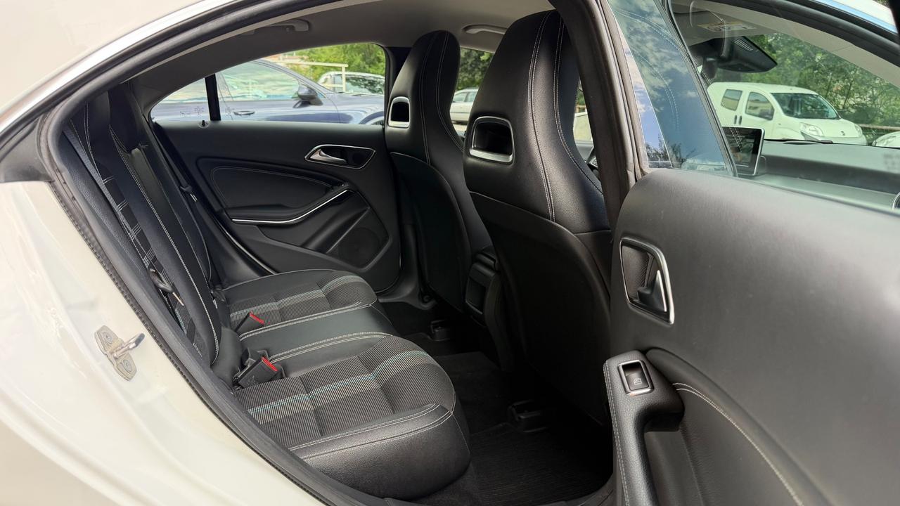 Mercedes-benz CLA 200 d Automatic Sport