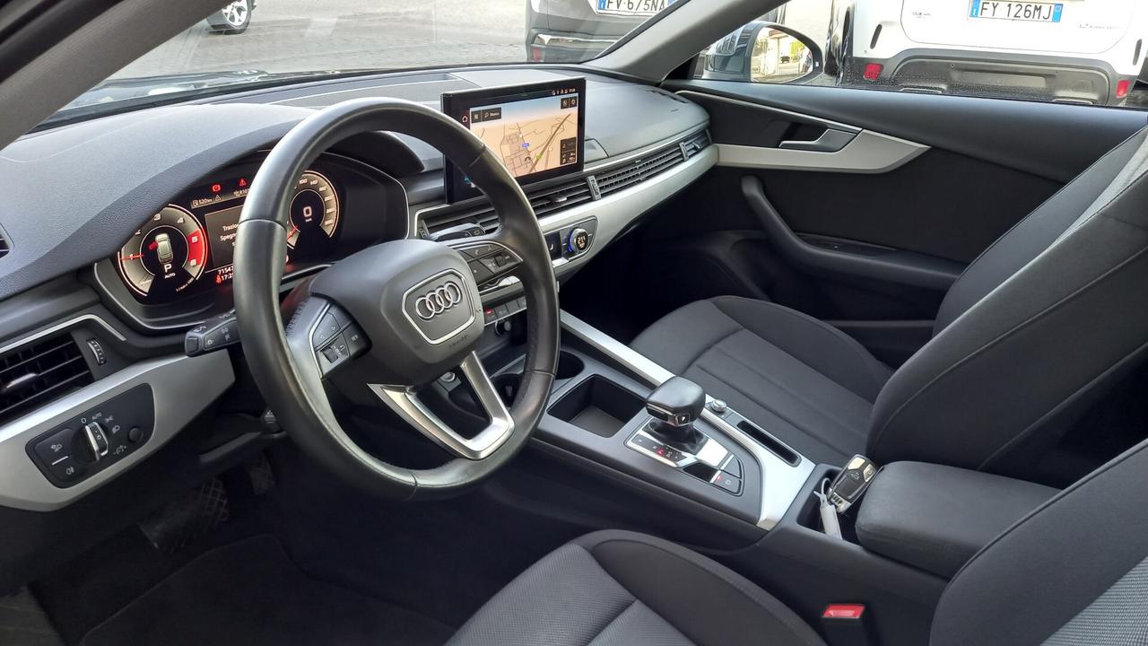 Audi A4 Avant 35 TDI/163 CV S tronic Business Advanced