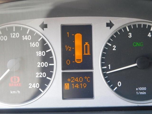 Mercedes-benz B 180 NGT BlueEFFICIENCY Premium