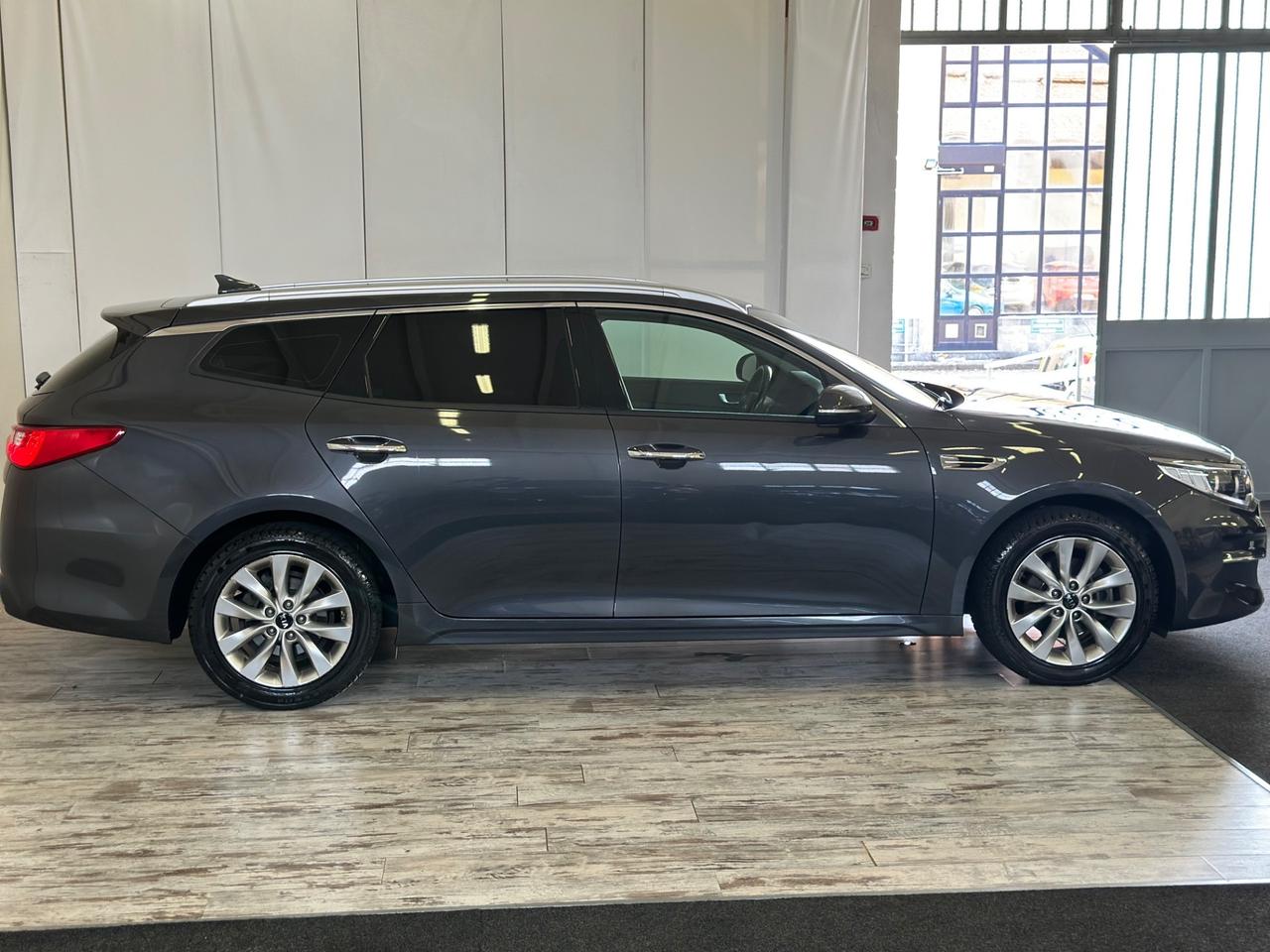 Kia Optima 1.7 CRDi Stop&Go DCT7 Sportswagon GT Line