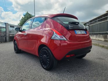 Lancia Ypsilon 1.0 HYBRID X NEOPATENTATI