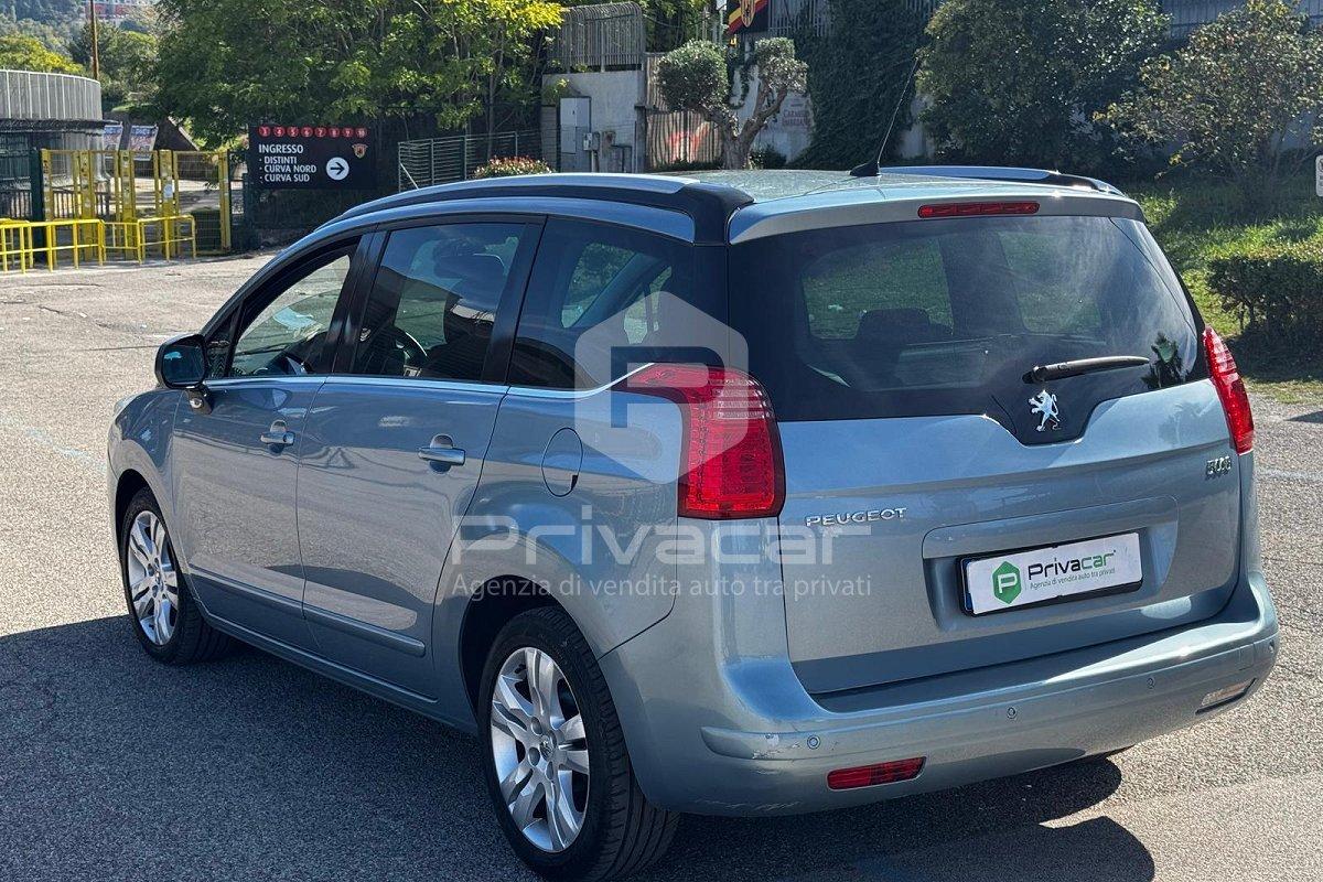 PEUGEOT 5008 2.0 HDi 163CV aut. Féline