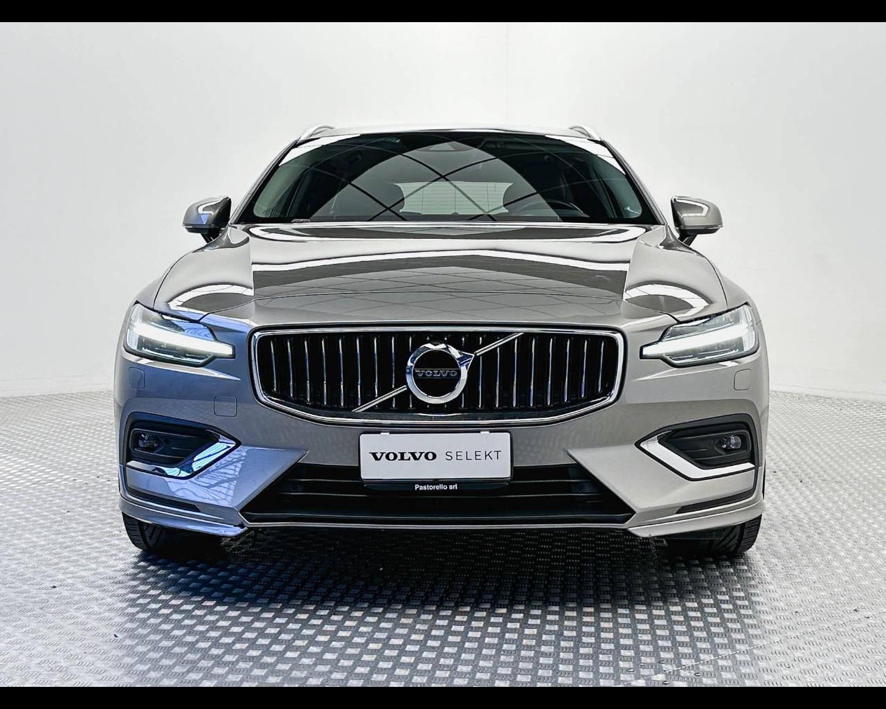 VOLVO V60 (2018-->) - V60 D4 Geartronic Inscription