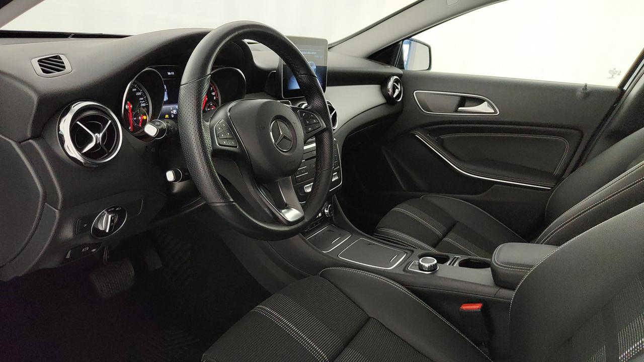 Mercedes-Benz GLA 250 Sport auto