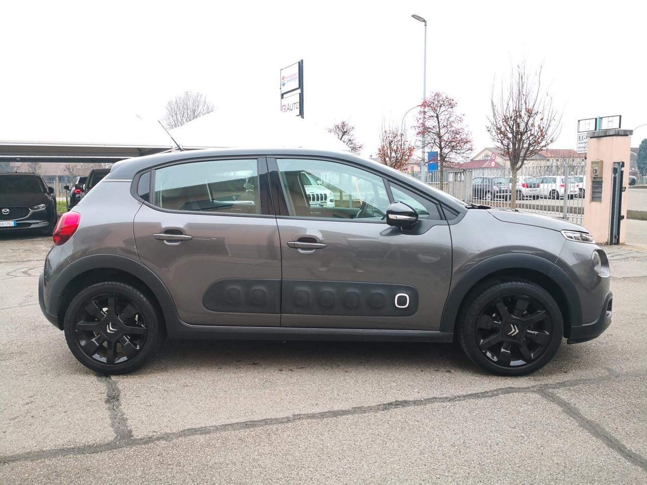 Citroen C3 1.5 BlueHDi 100 S&S Shine ***UNIPROPRIETARIO***