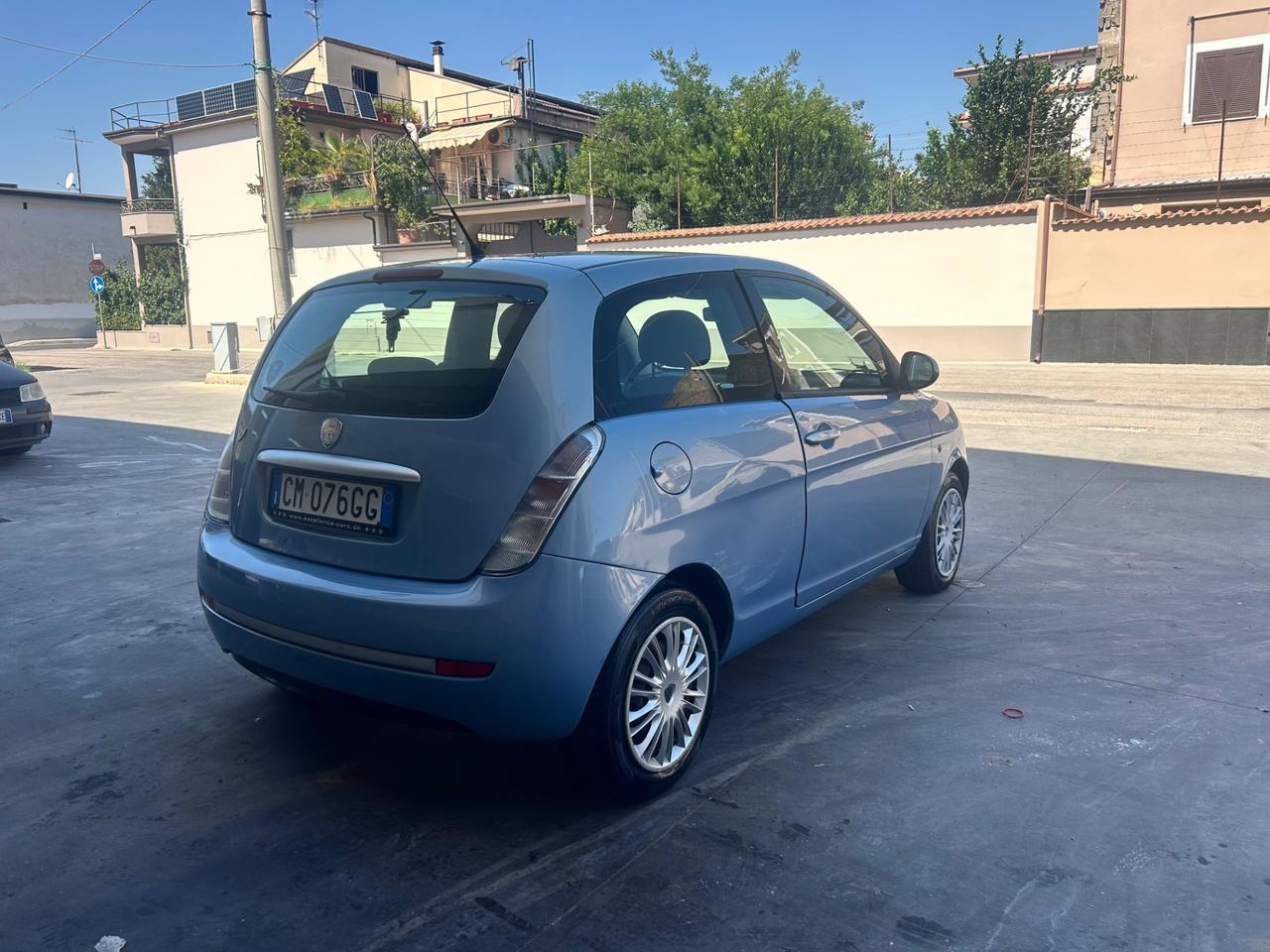 Lancia Ypsilon 1.2 Argento