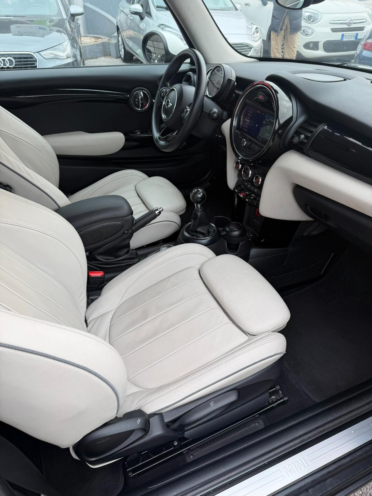 Mini Cooper D Coupe 1.5 turbo diesel