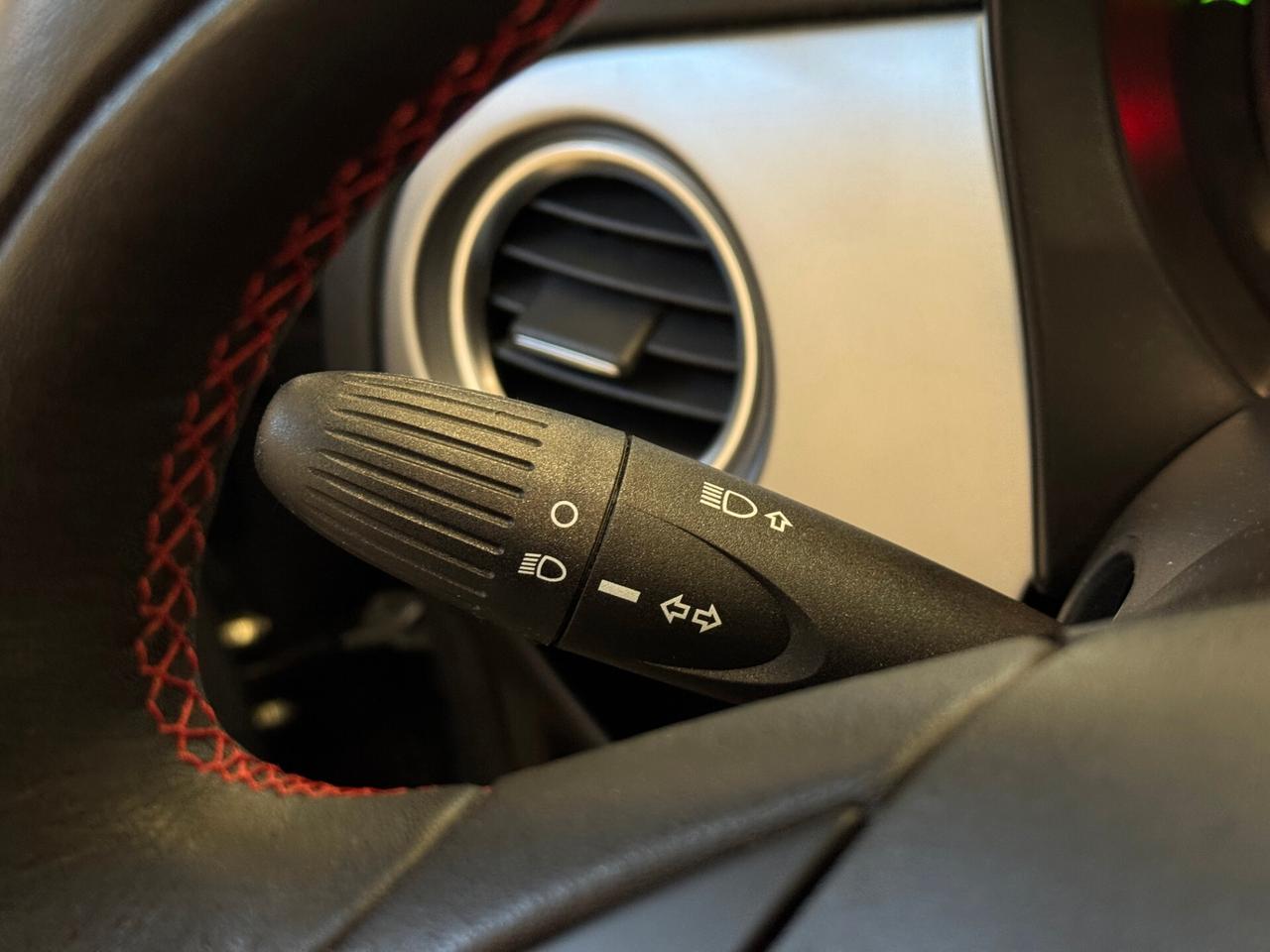 1.2cc 69CV TETTO PANORAMICO APRIBILE ELETTRICO