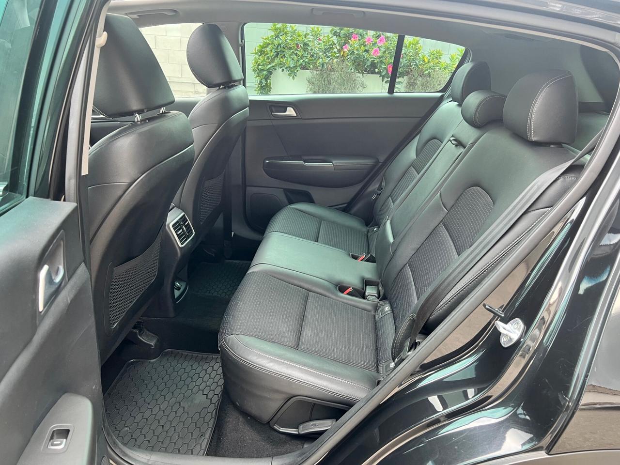 Kia Sportage 1.7 crdi Class Style 2wd 115cv TETTO/XENON/CAMERA