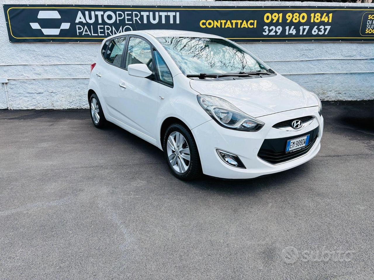 HYUNDAI IX20 1.4 CRDI STYLE (90CV) NEOPATENTATI