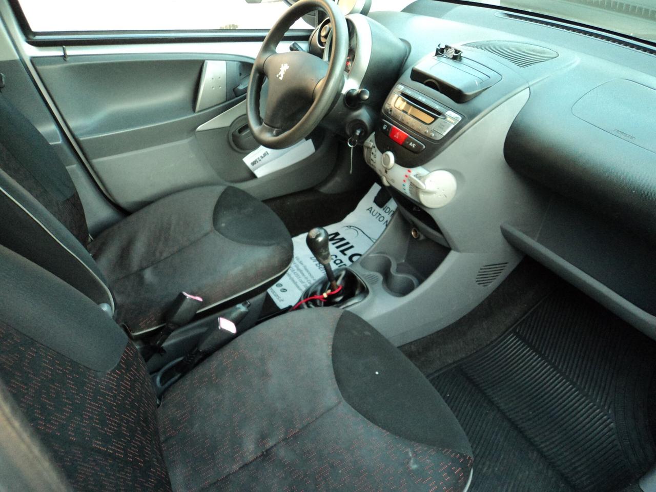 Peugeot 107 1.0 68CV 5p. Desir