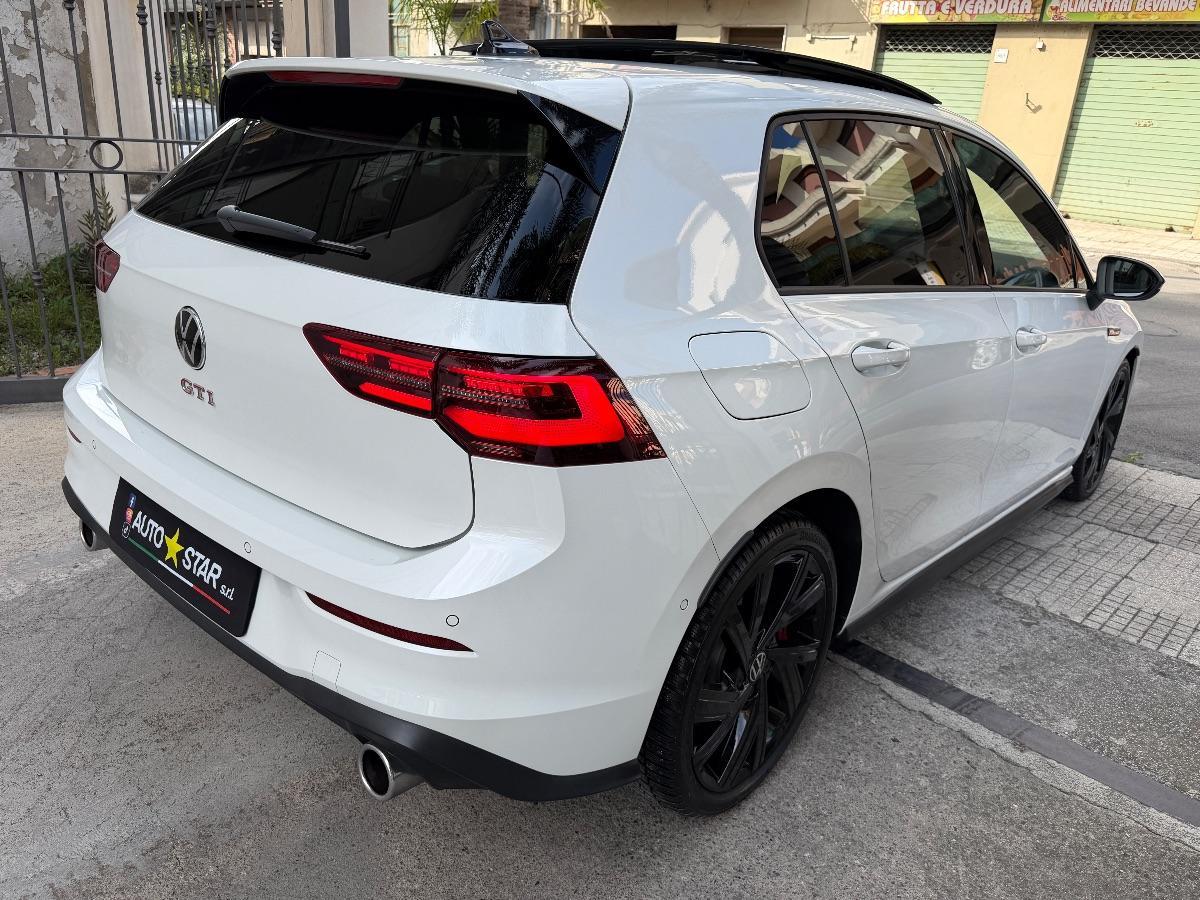Volkswagen Golf 8 GTI 2.0 TSI 245 CV
